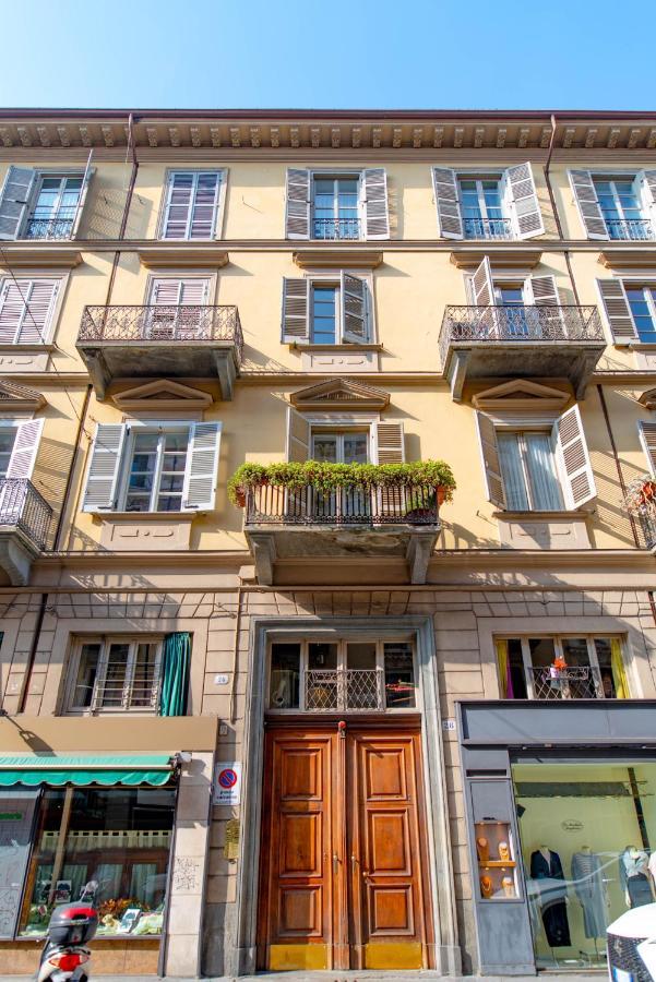 Nella Casa Del Pittore Turin Exteriör bild